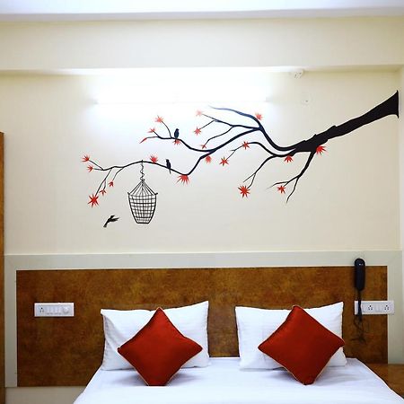 Sasthi Suites Bangalore Ngoại thất bức ảnh